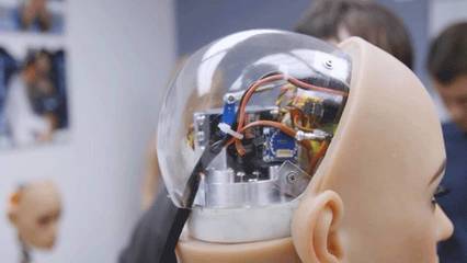 AI性感女友可以定制了！探秘機器人玩偶工廠的人工智能行業應用系統集成服務